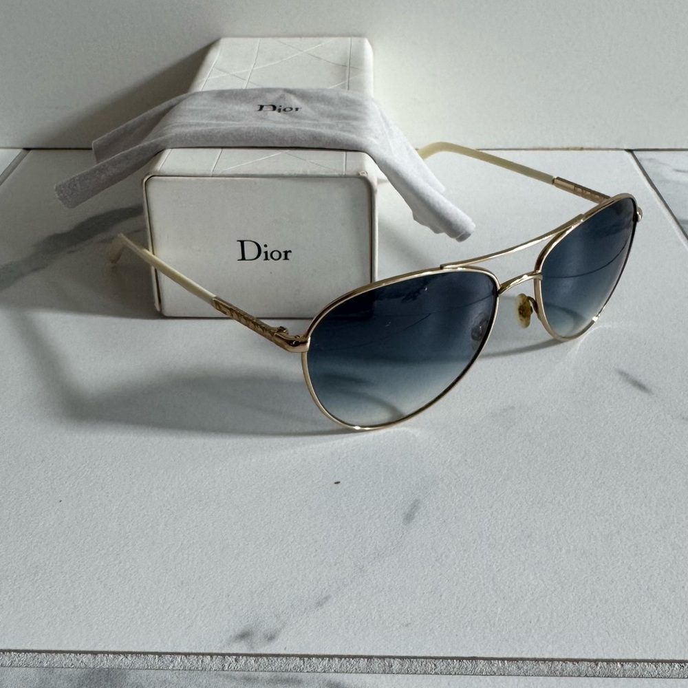 Dior Women's Sunglasses with Gold Frame and Black Lenses